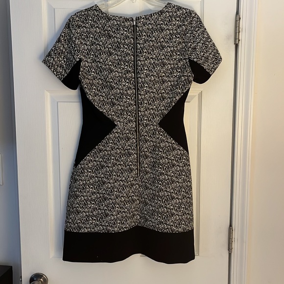 BANANA REPUBLIC DRESS SIZE 4 - Picture 4 of 6